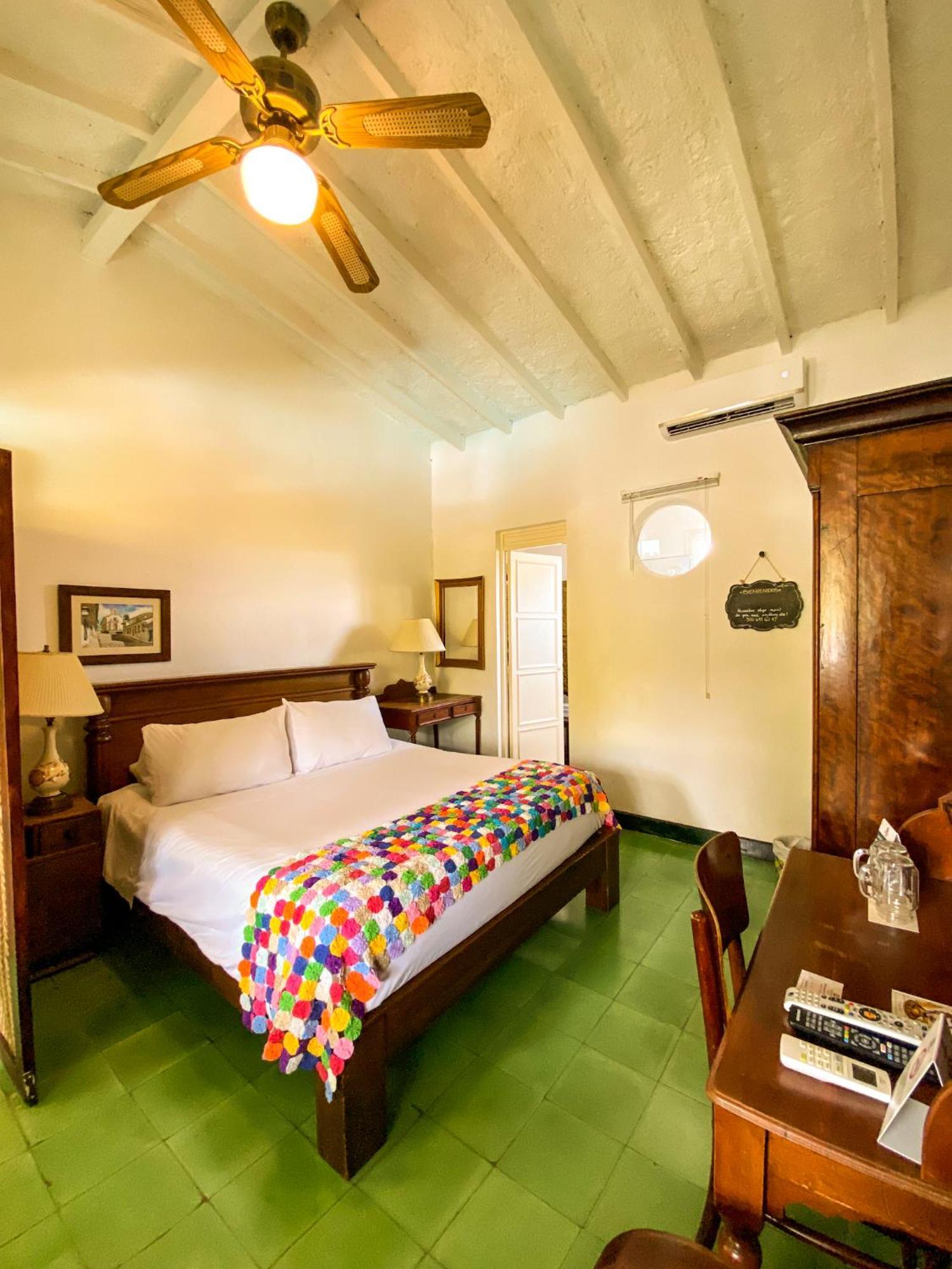 Hotel Mariscal Robledo ซานตาเฟเดอันตีโอเกีย ภายนอก รูปภาพ